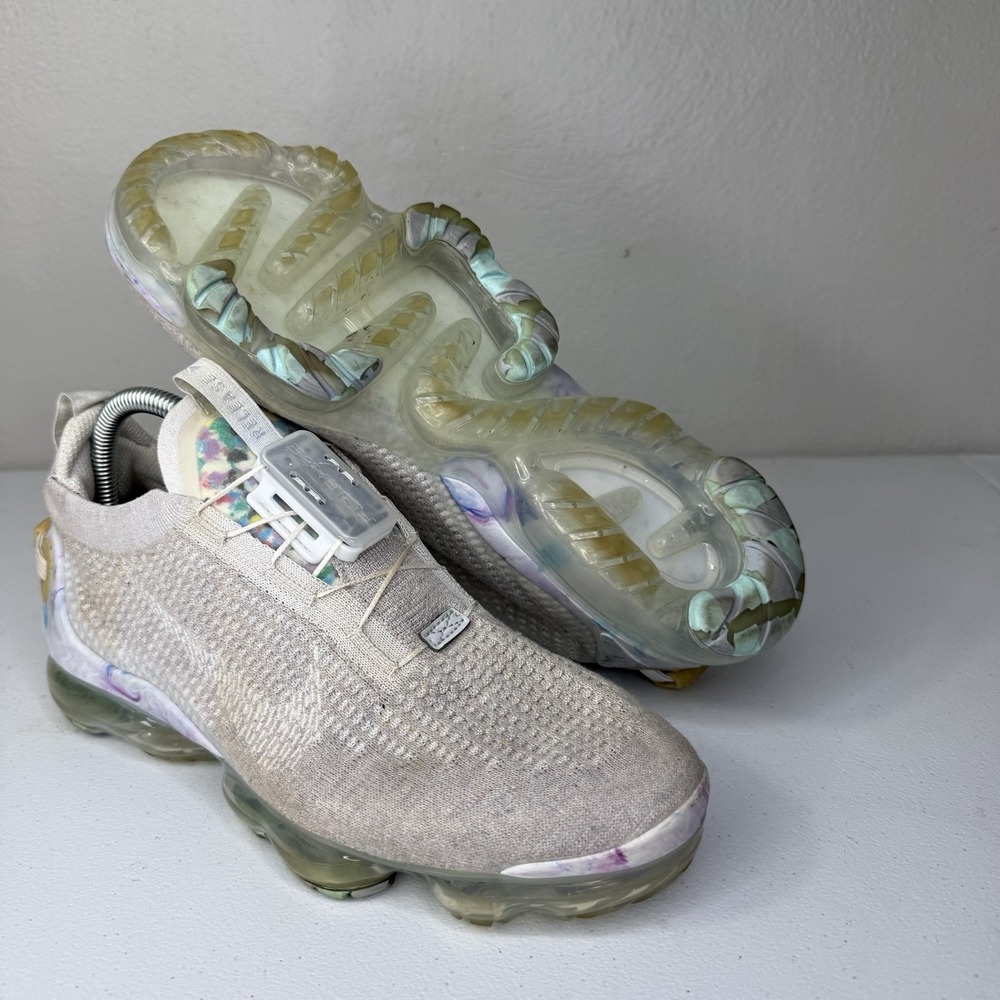 Size 9- Nike Women's Air VaporMax 2020 Flyknit Summit White